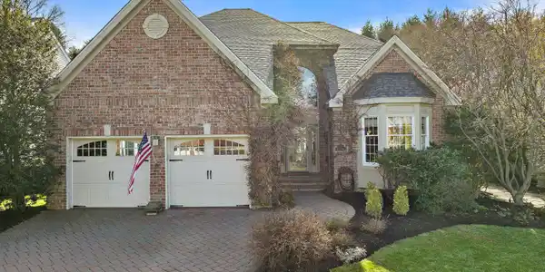 4 Windward Way