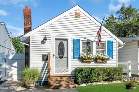 23 Seaside Place
