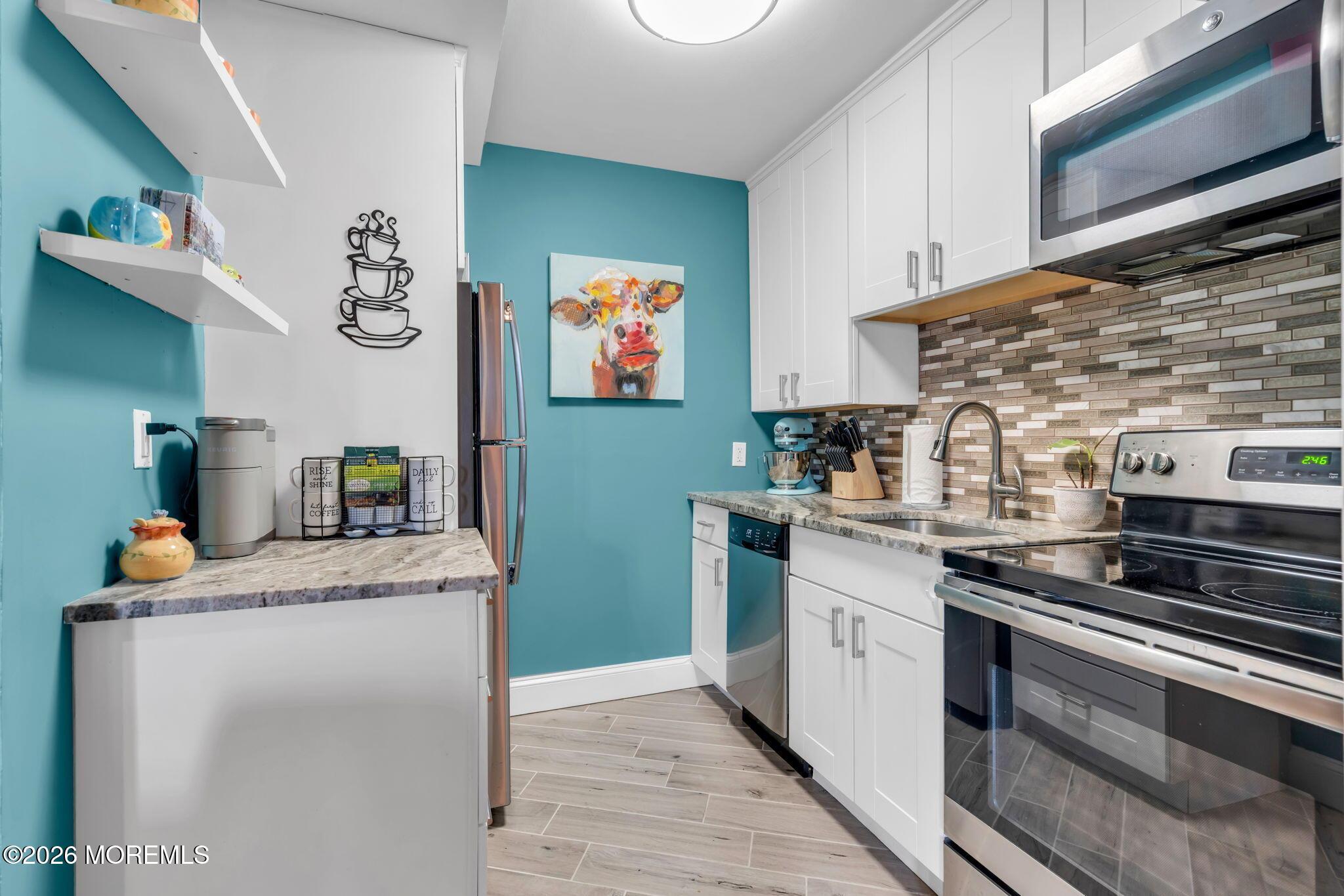 Image 2: 30-web-or-mls-DSC05600