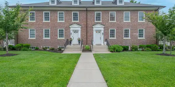 9 Allen Avenue