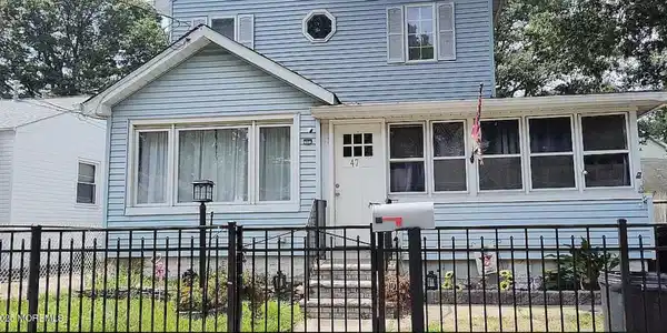 47 Beaconlight Avenue
