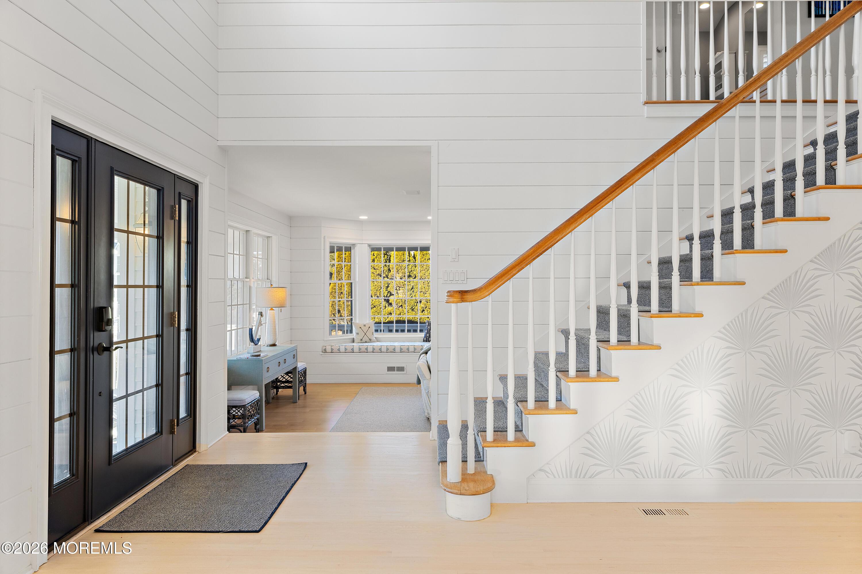 Image 4: 101 Rose Ct (11)