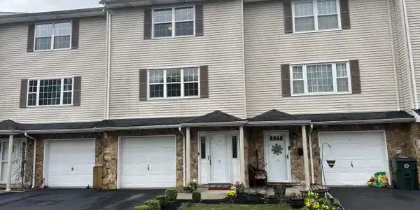 16 Dutch Lane
