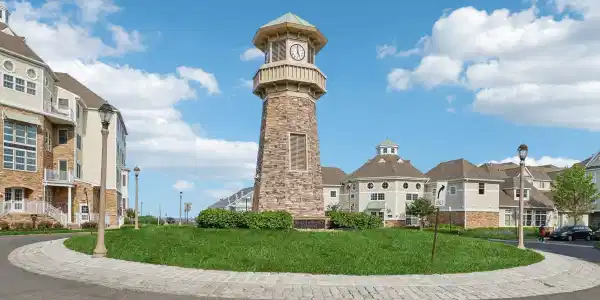 33 Cooper Avenue Unit 401