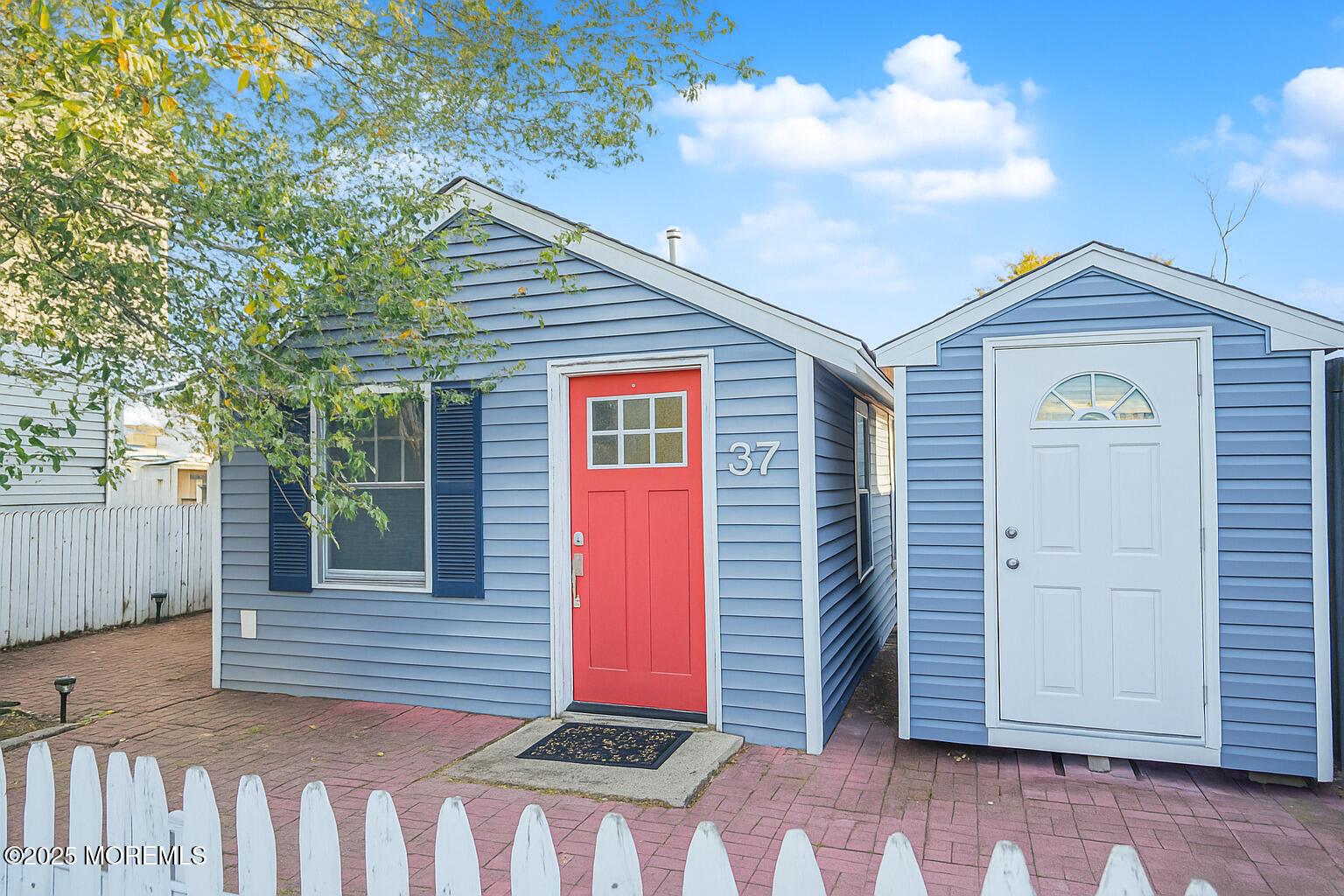 Image 2: Photo Nov 04 2025, 8 30 04 AM