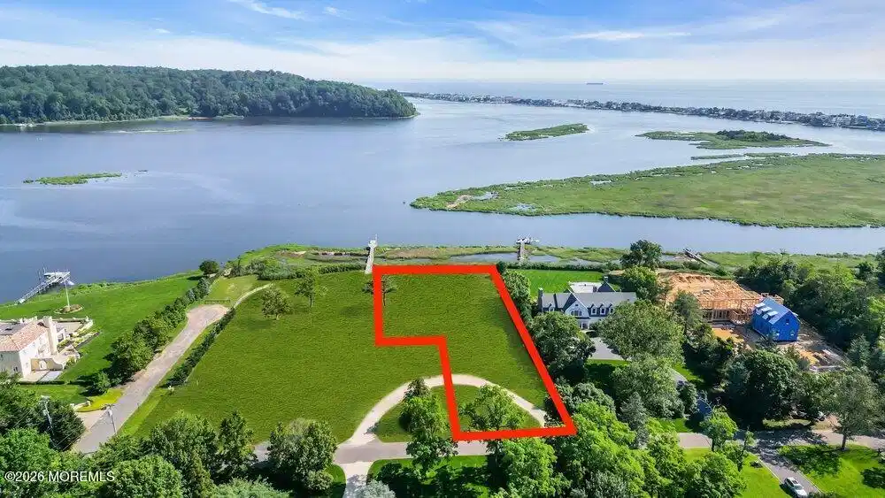 Image 1: Property Outline