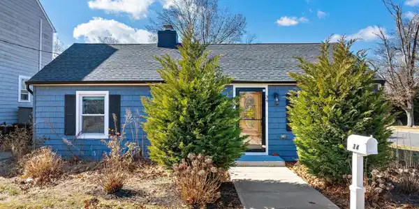 34 Forrest Avenue