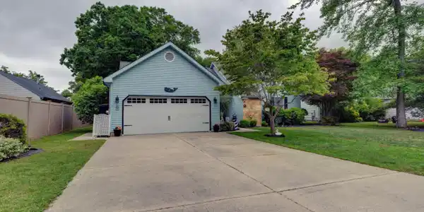 4 Capewoods Road