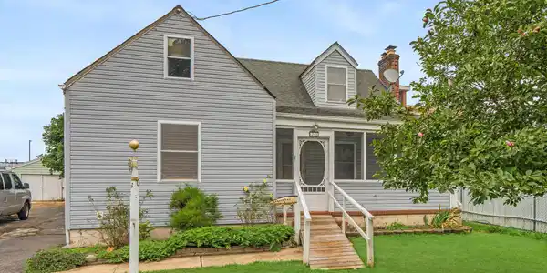 23 Woolley Avenue