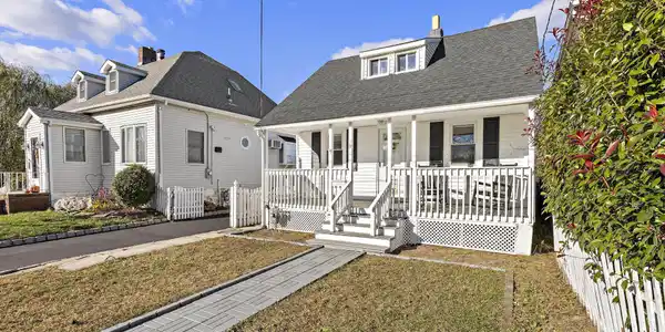 59 Florence Avenue