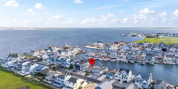 Image 2: 111-web-or-mls-DJI_20260609185256_0492_D