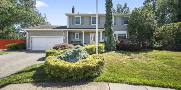 Image 2: 13 Tara Lin Dr