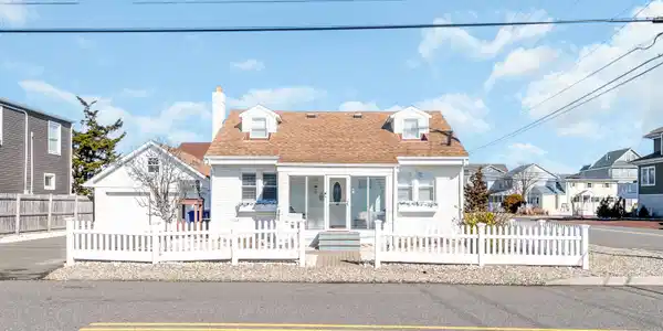 302 Harding Avenue