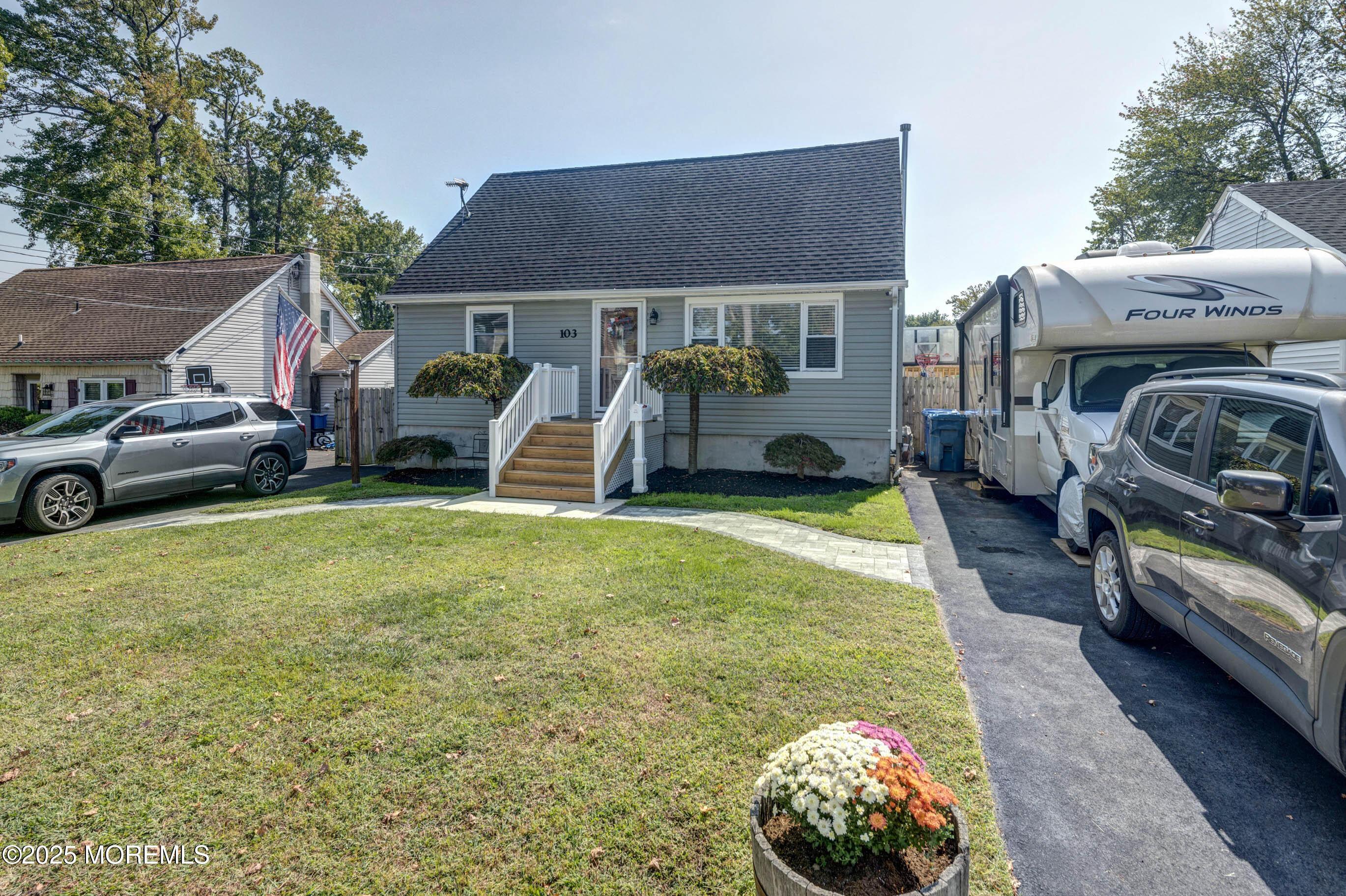 Image 4: 02_36 Sanders Rd-9