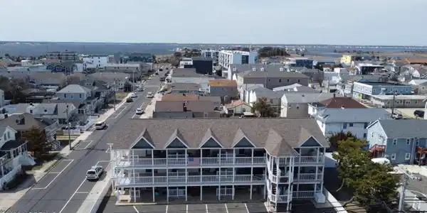 202 Franklin Avenue Unit 12