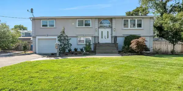 38 Illinois Avenue