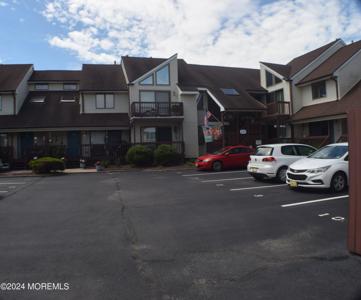 237 Fremont Avenue Unit A4