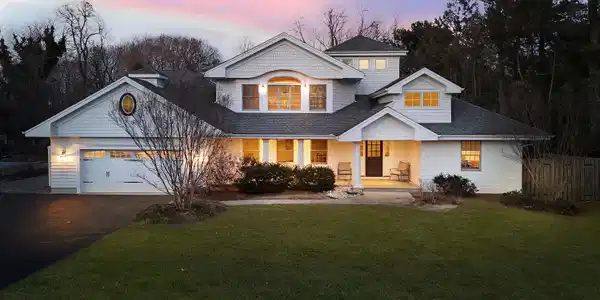 100 Grange Avenue