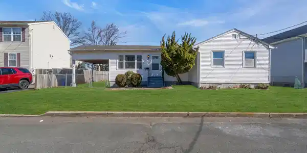 821 4th Street