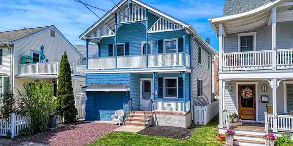35 Webb Avenue