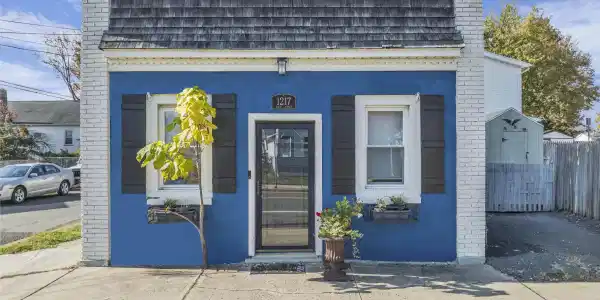 1217 Union Avenue