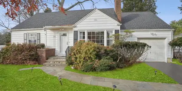 23 Little Silver Point Road