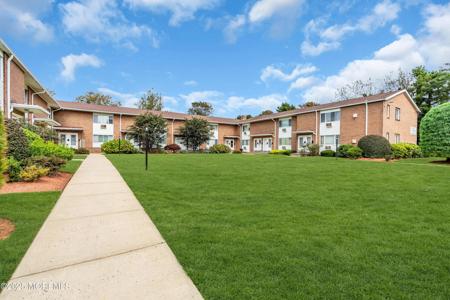 35 Sternberger Avenue Unit P