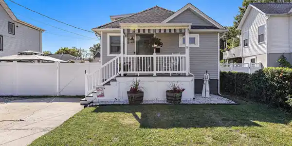 85 Wilson Avenue