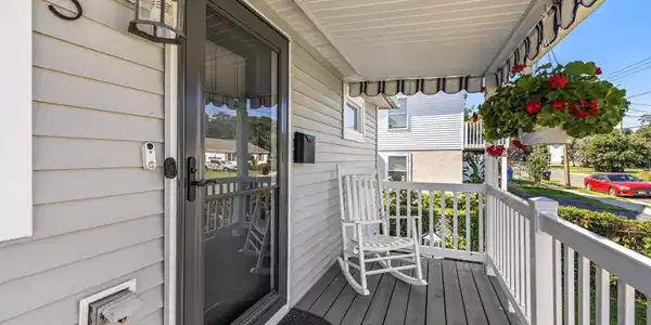 Image 2: 85 Wilson Ave (6) - Copy