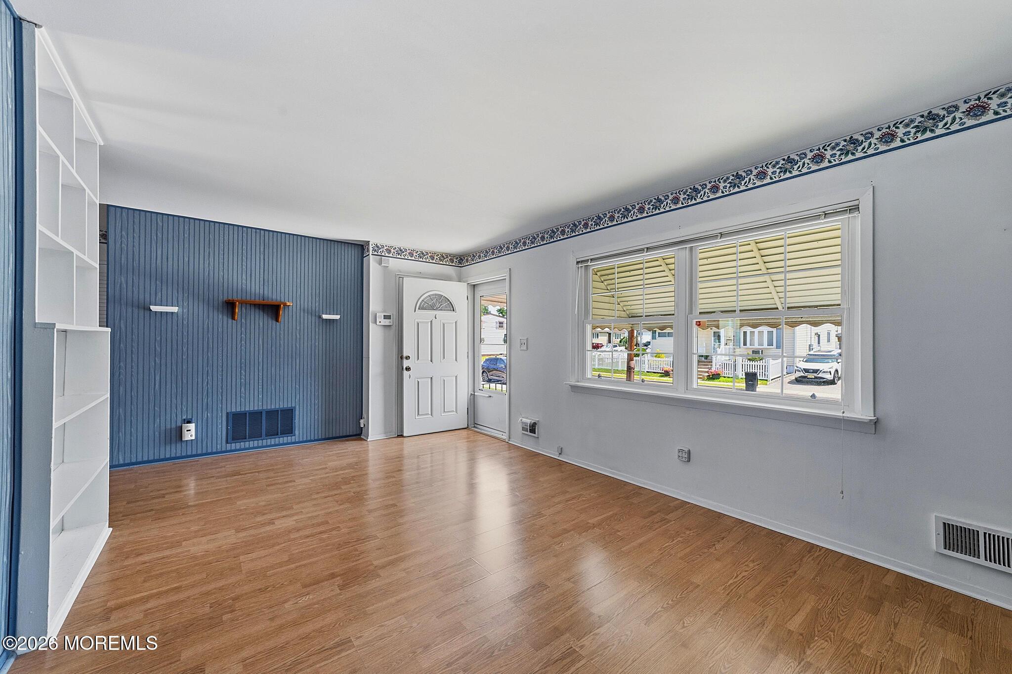 Image 4: 16 Pupek Road, South Amboy, NJ-08