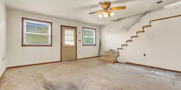 Image 4: 7-web-or-mls-DSC03380