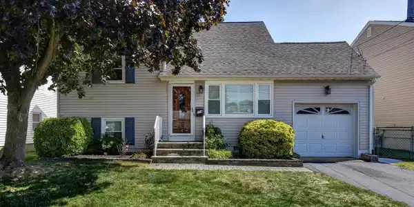 114 Cornell Avenue