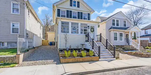 58 3rd Street