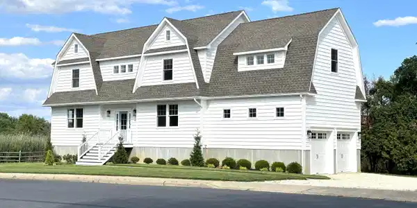 655 Main Street