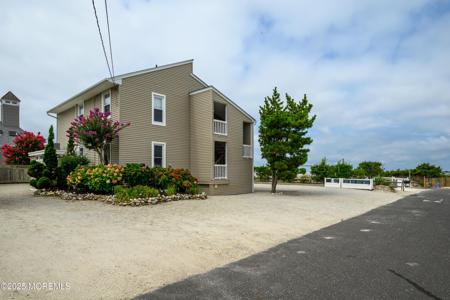 24 W Joan Road Unit B