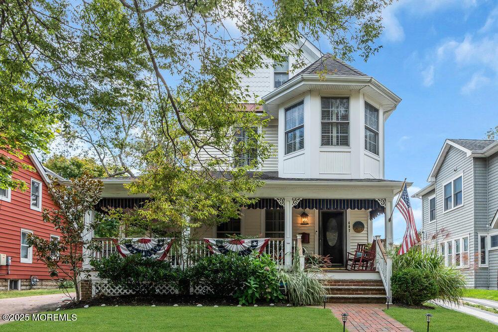 Image 2: 003_crop3_946