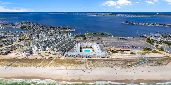 438 Highway 35 Unit 1202