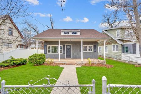 37 Beacon Boulevard
