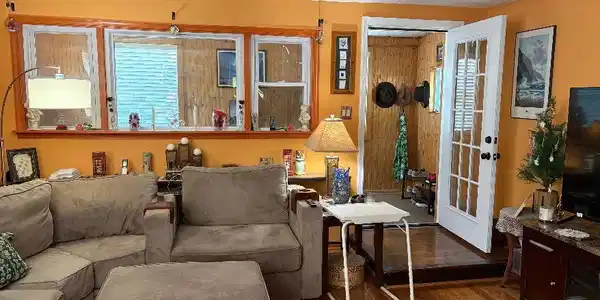 Image 3: 3