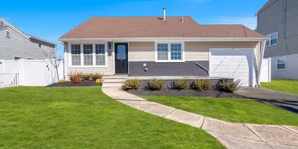 49 Scholer Drive