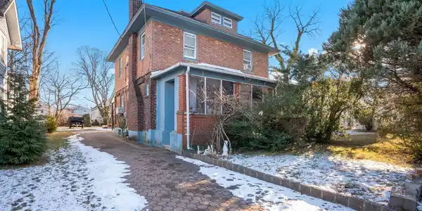 230 Hamilton Avenue