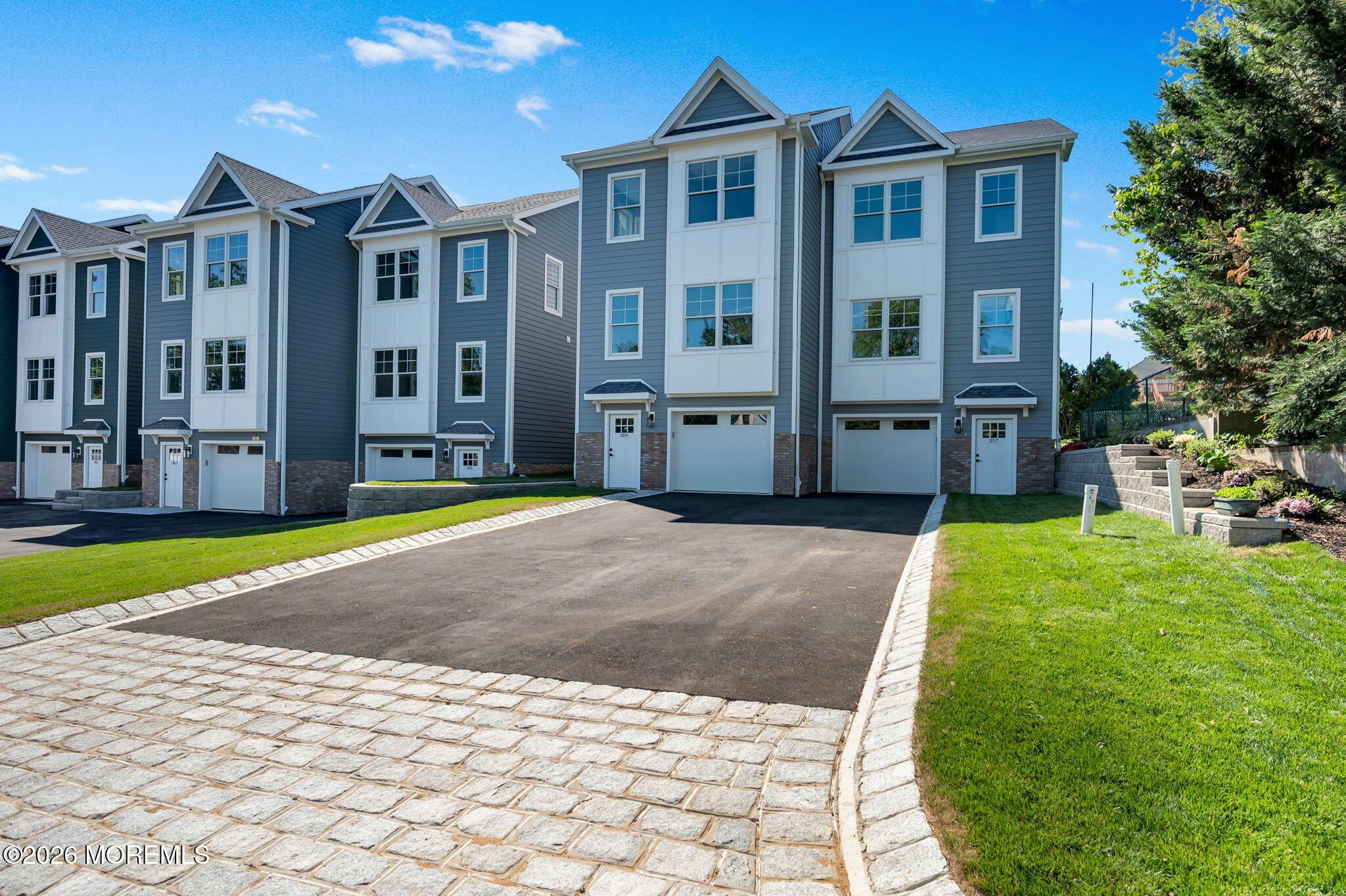 Image 1: 33-web-or-mls-1-7535