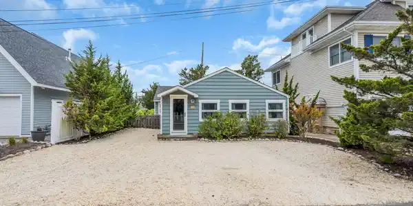23 Sand Dune Lane