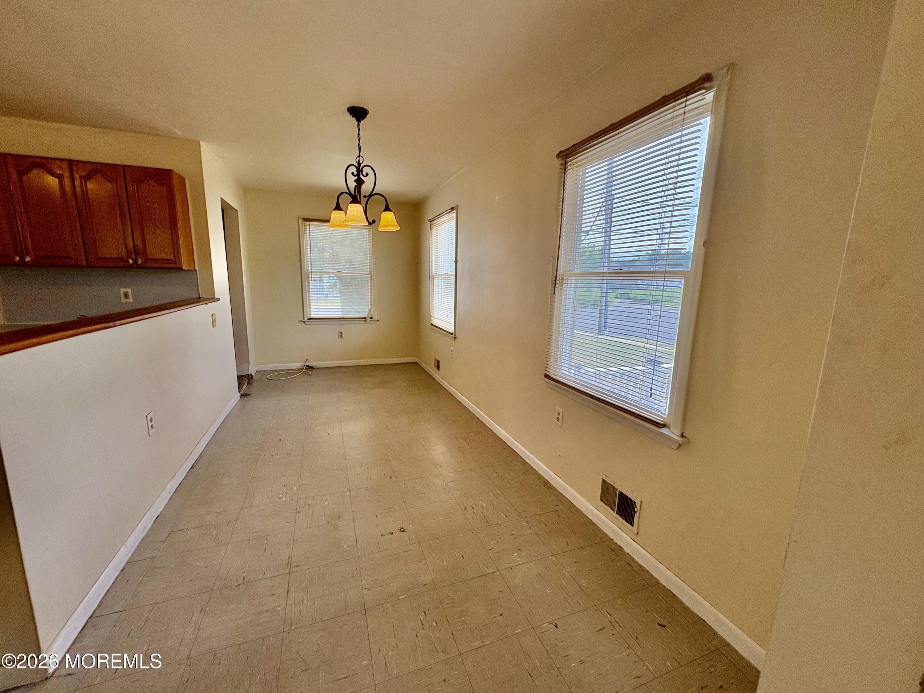 Image 3: Dining Room