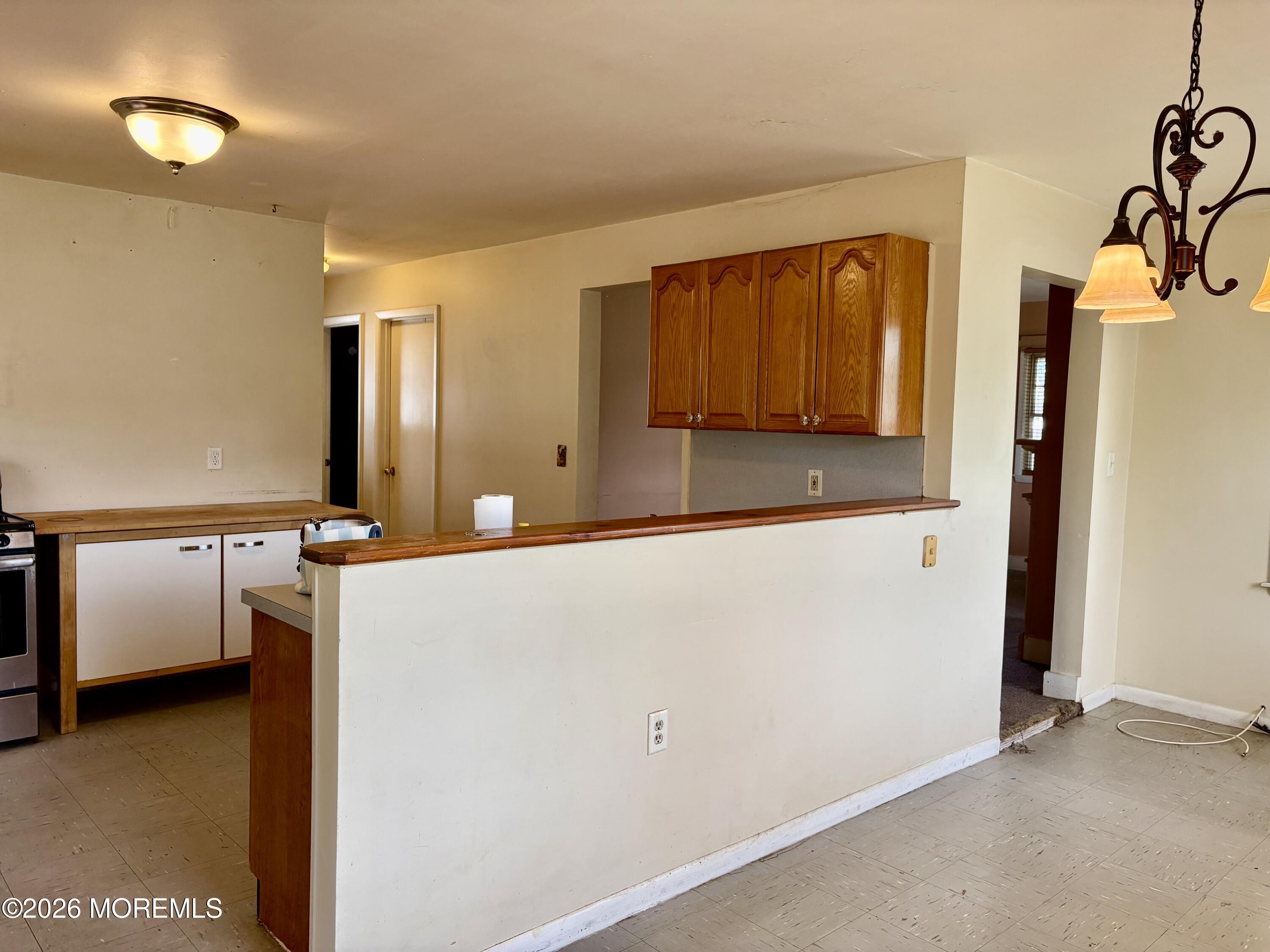 Image 4: Open Kitchen