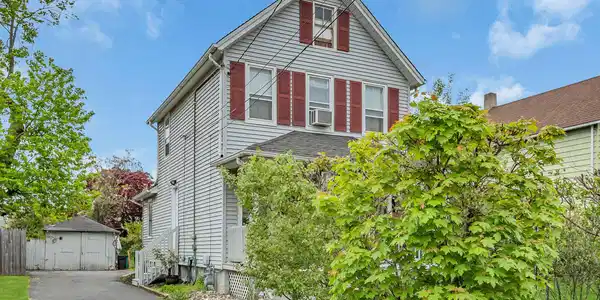 205 Edwards Avenue
