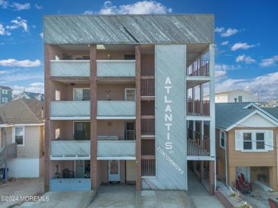35 Carteret Avenue Unit C4