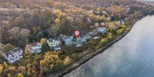 44 Bayside Drive