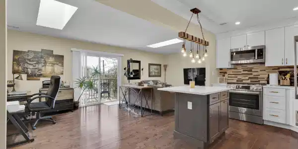 1606 Main Street Unit R305