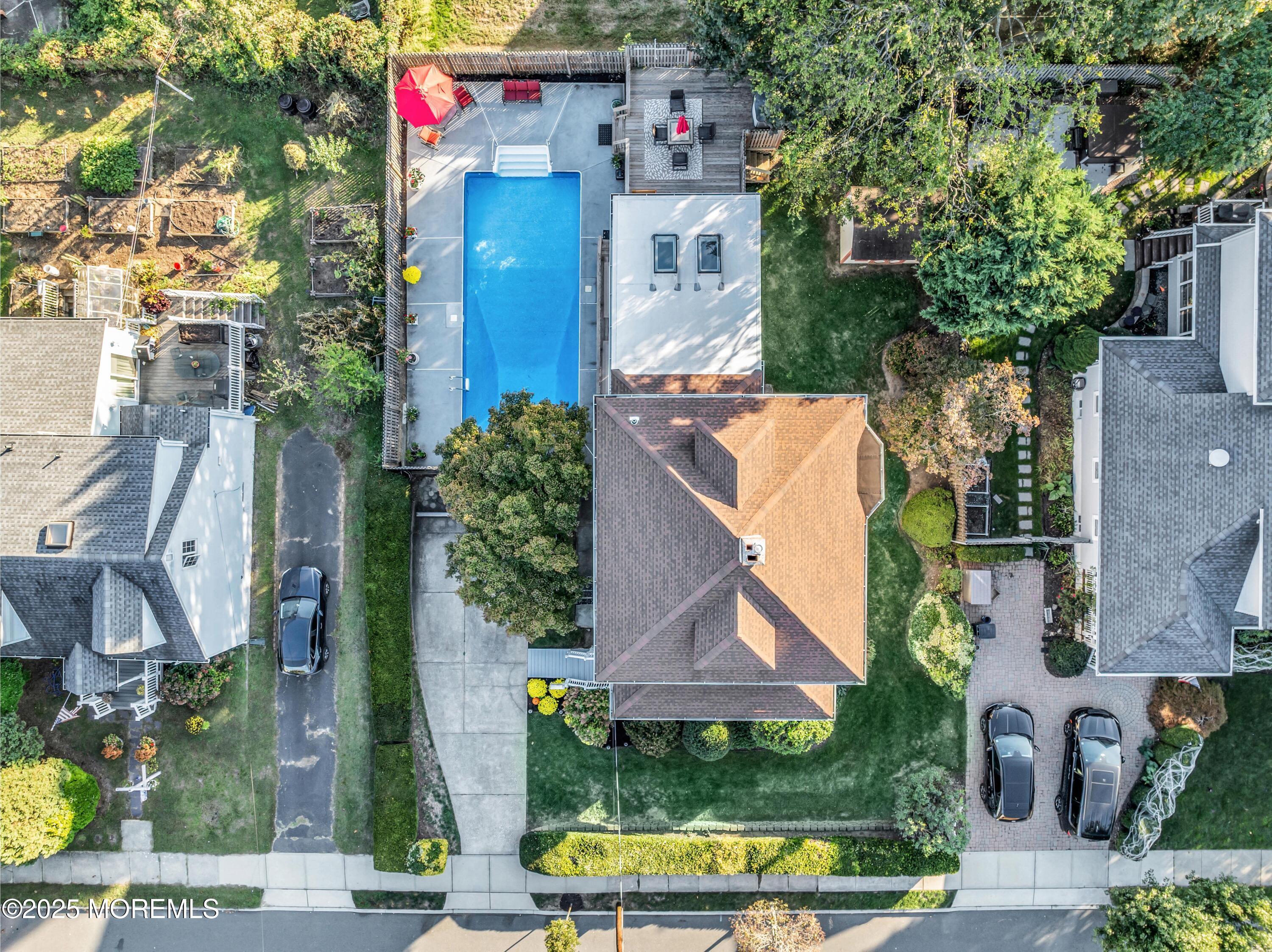 Image 2: photos_high_resolution_DJI_0134